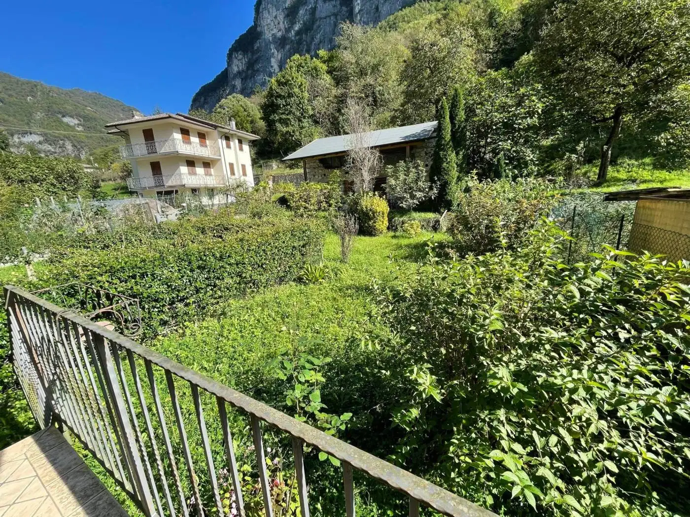 Villa bifamiliare via Vittorio Veneto 47, Cismon Del Grappa, Valbrenta - foto 3