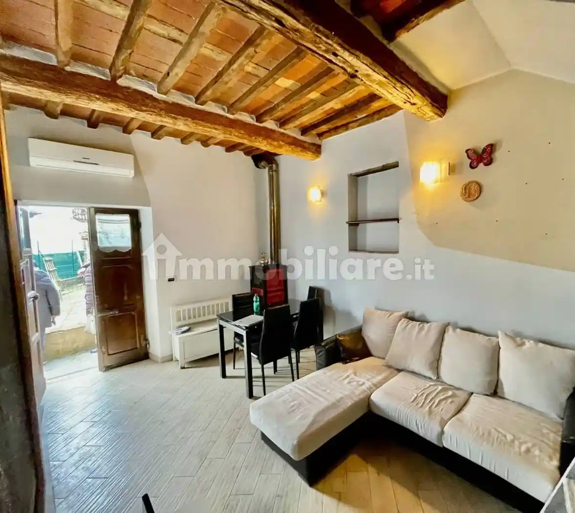 Casa indipendente in vendita a Montecarlo