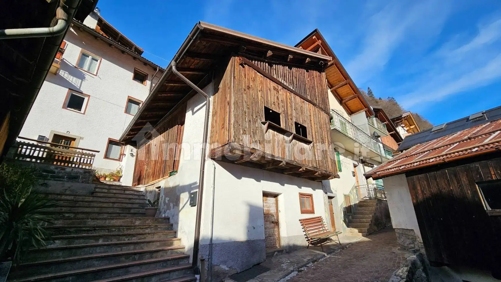 Terratetto unifamiliare 343 m², buono stato, Centro, Cencenighe Agordino - foto 3