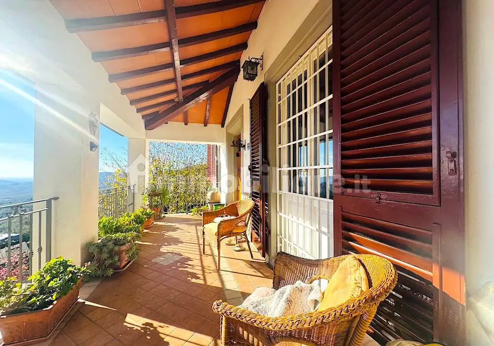 Villa in vendita a Pistoia