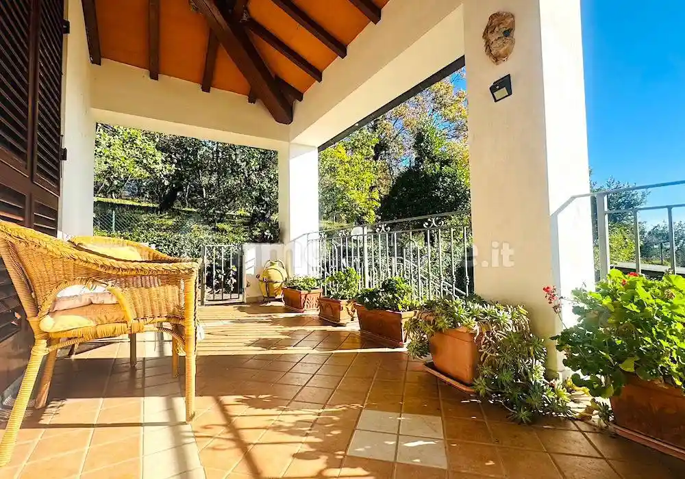 Villa unifamiliare, buono stato, 250 m², La Cugna - Signorino, Pistoia - foto 2