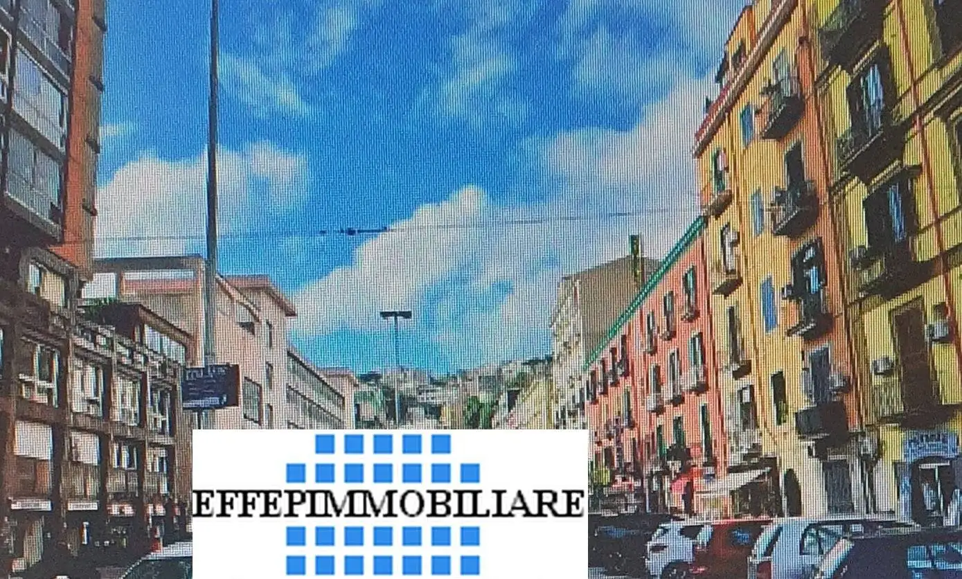 Appartamento in vendita a Napoli