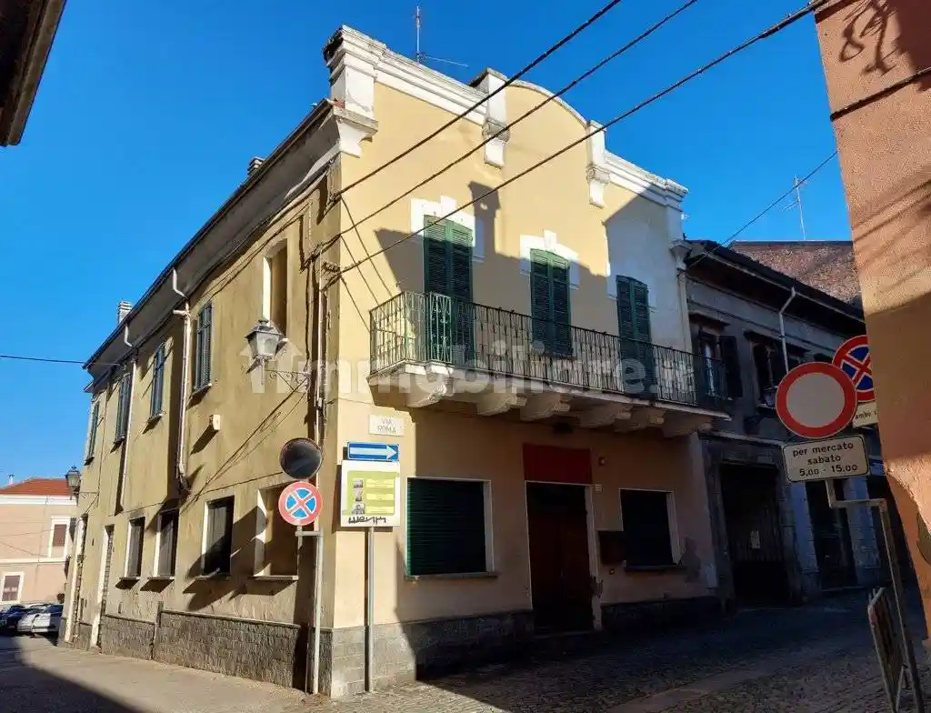Casa indipendente in vendita a Valenza