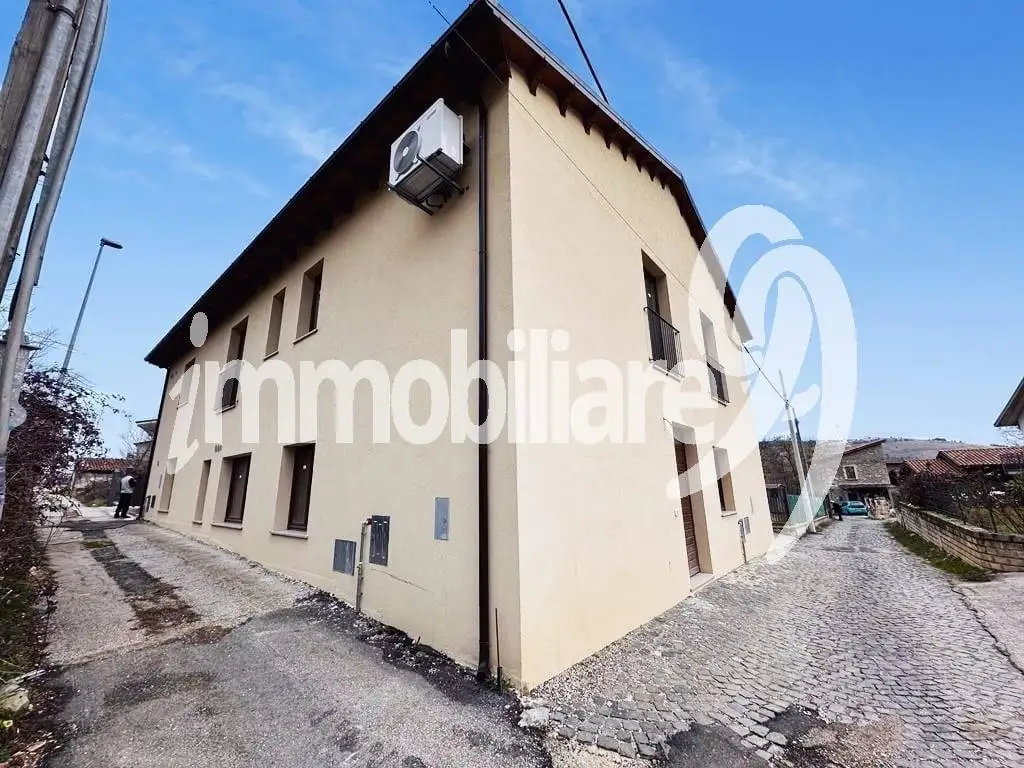 Casa indipendente in vendita a L'Aquila