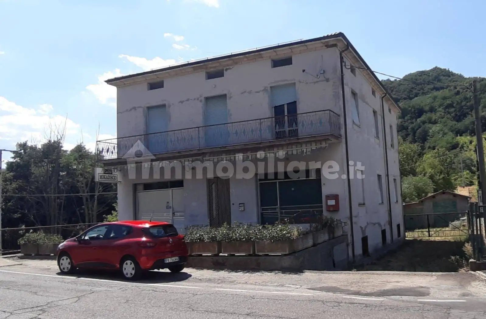 Palazzo - Edificio in vendita a Predappio