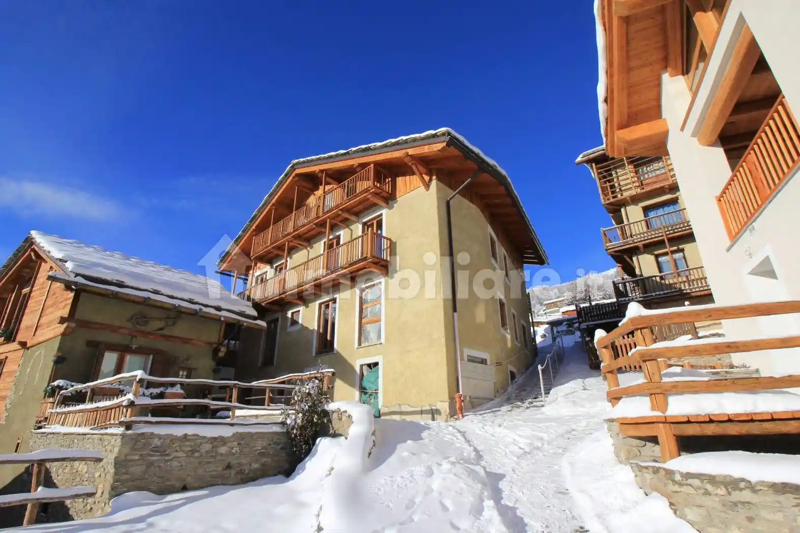 Appartamento in vendita a Pragelato