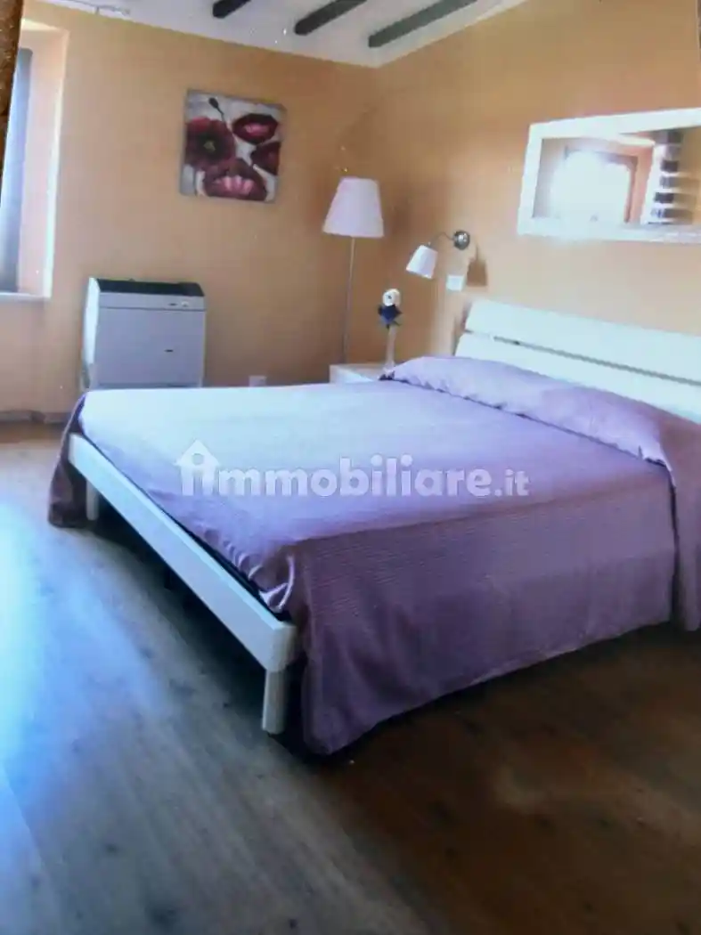 Appartamento in vendita a Castellina Marittima