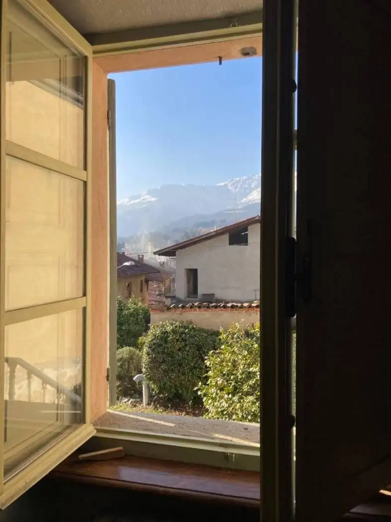 Villa in vendita a Pollone