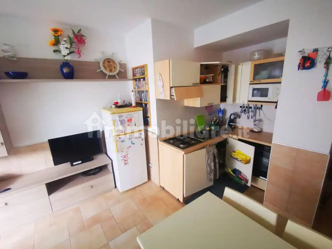 Palazzo - Edificio in affitto a Pietra Ligure