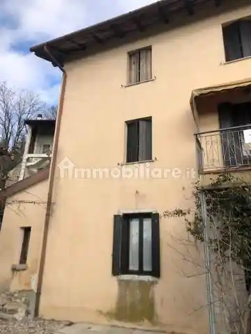 Casa indipendente in vendita a Nimis