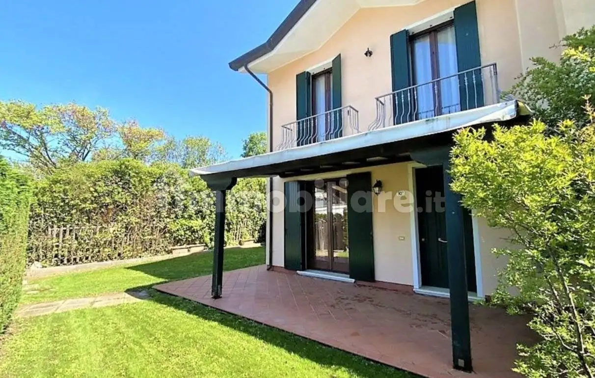 Villetta a schiera in affitto a Rosolina