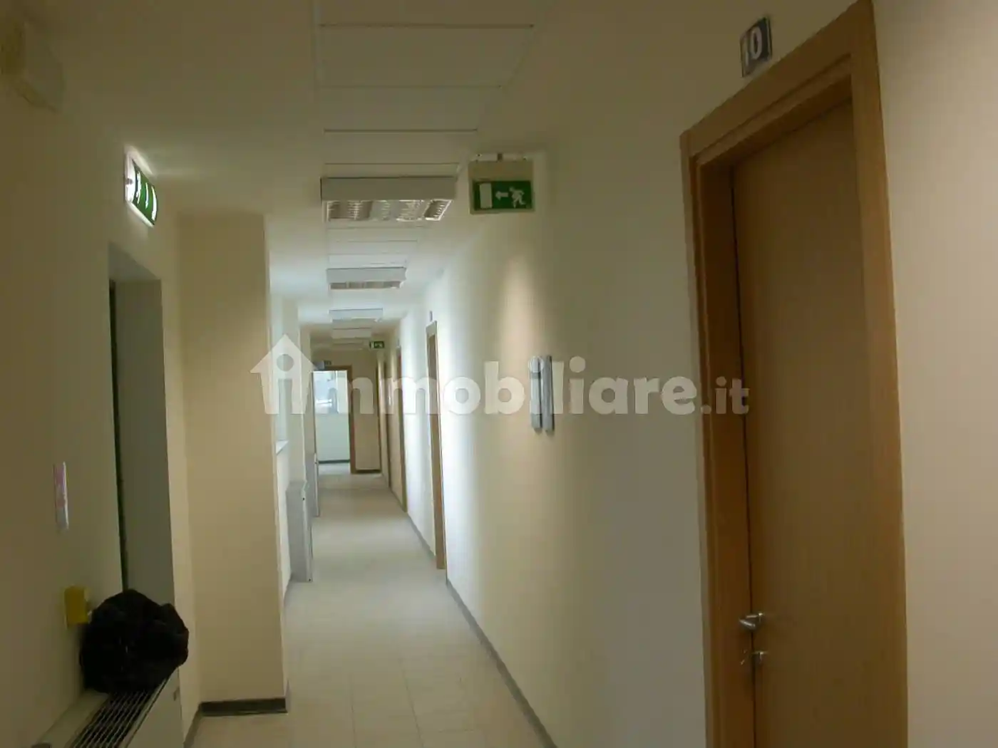 Palazzo - Edificio in Affitto - foto 3