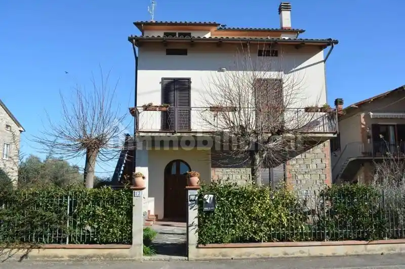 Villa in vendita a Castiglione del Lago