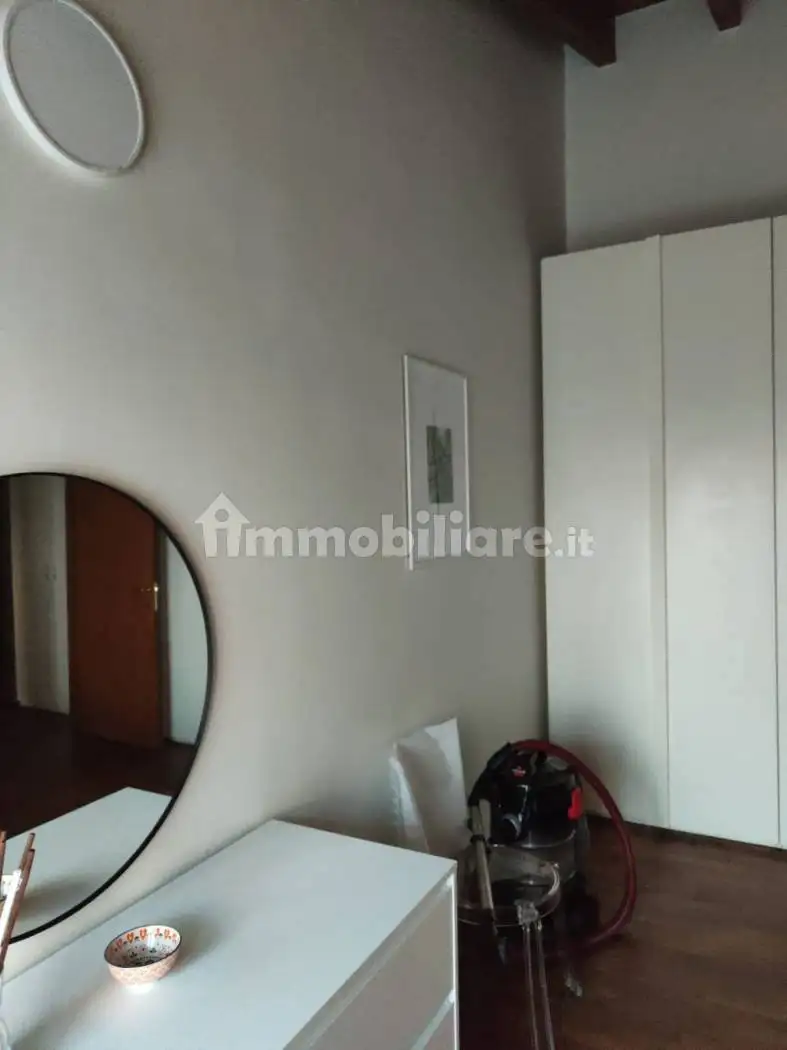 Bilocale via della Repubblica 25, Centro, Cesano Boscone - foto 3