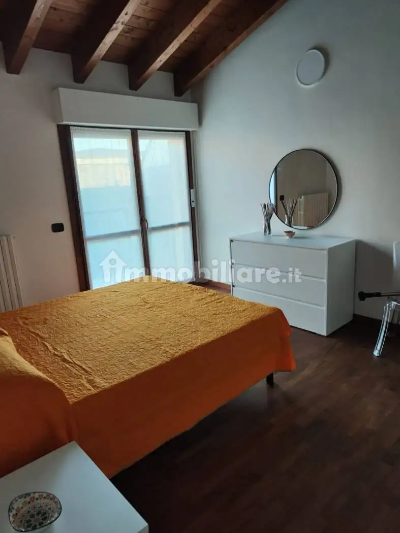 Bilocale via della Repubblica 25, Centro, Cesano Boscone - foto 5