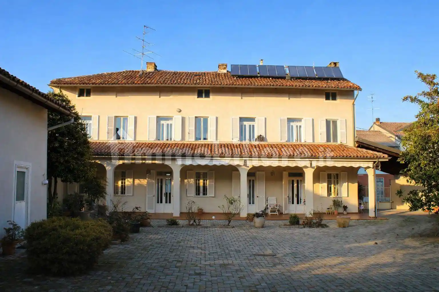 Villa in vendita a Caresana