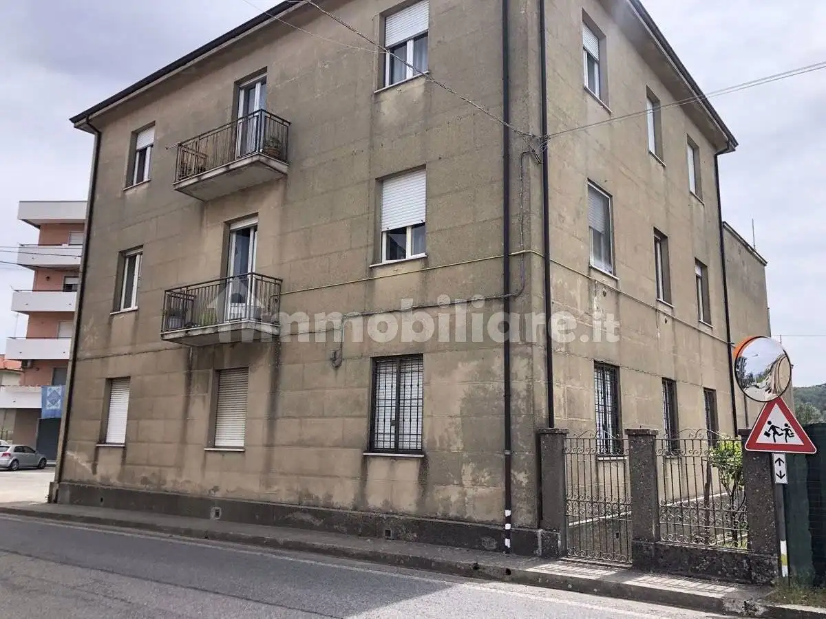 Appartamento in vendita a Carolei