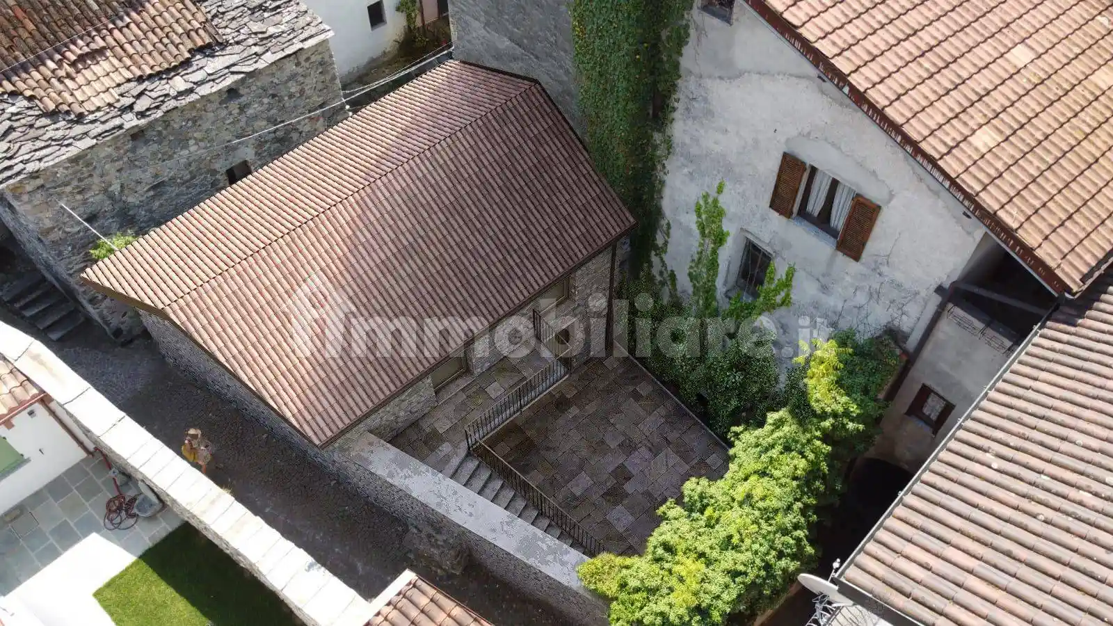 Villa in vendita a Domaso