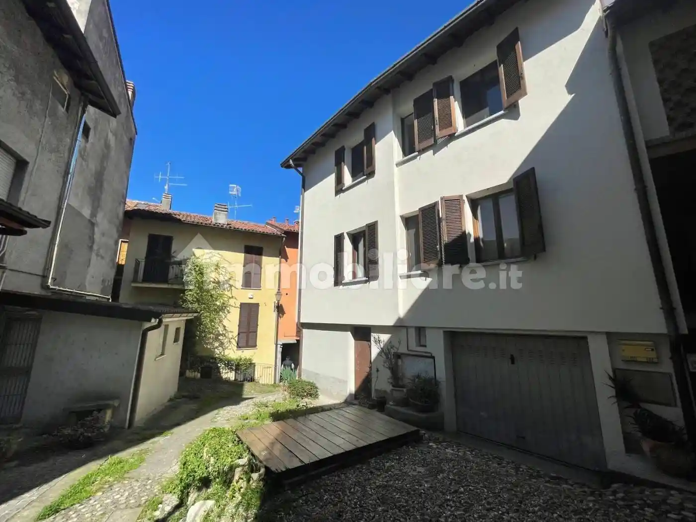 Casa indipendente in vendita a Galbiate