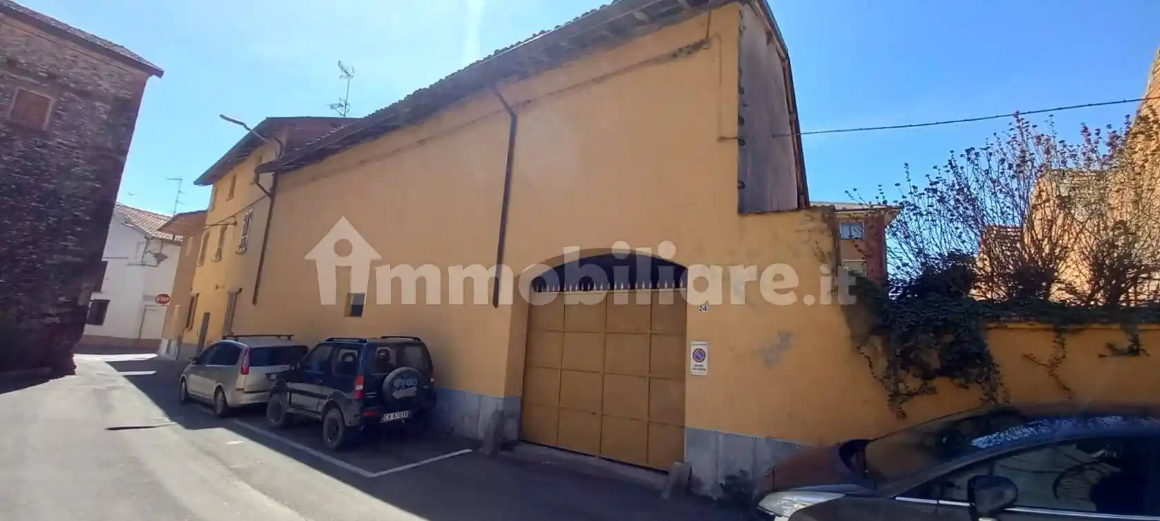 Villa in vendita a Momo