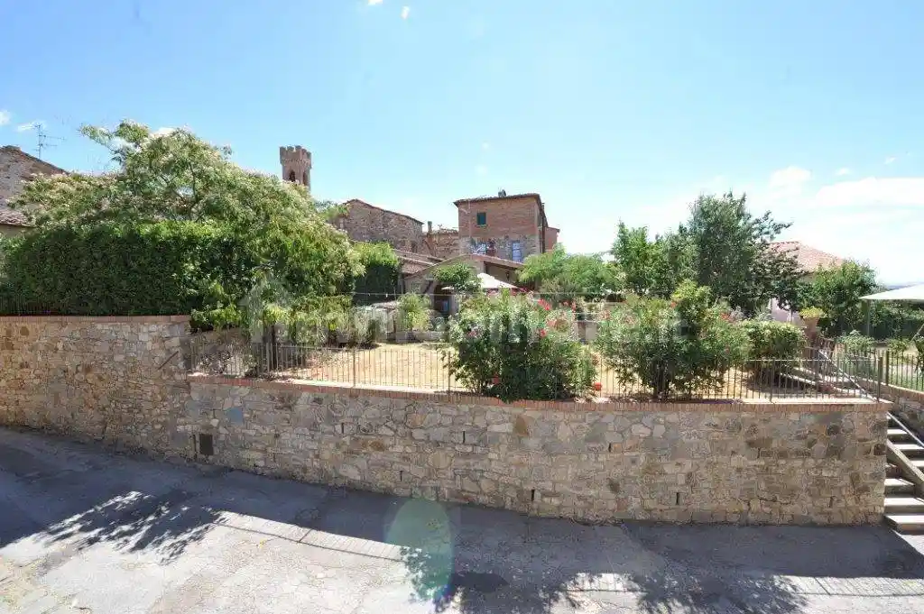 Appartamento in vendita a Castelnuovo Berardenga