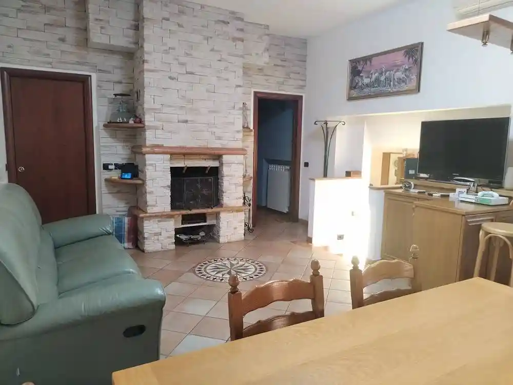 Villa bifamiliare via della Resistenza 25, Mezzate, Peschiera Borromeo - foto 4