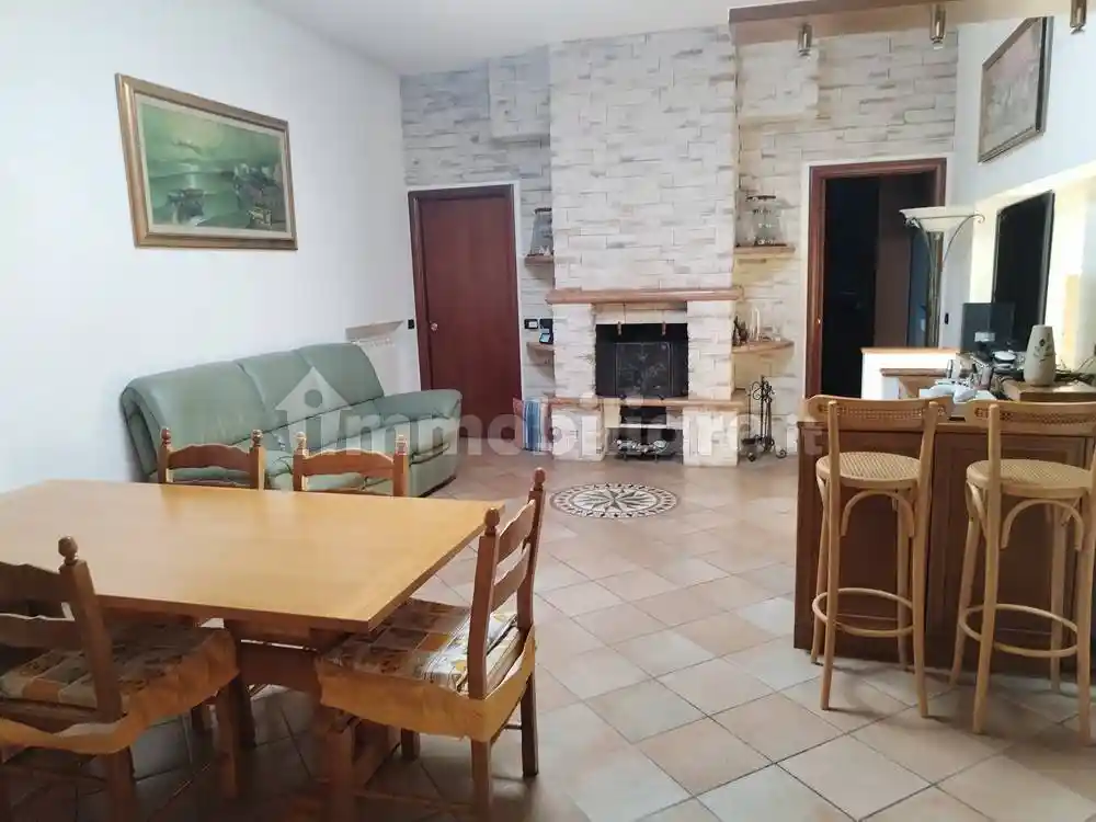 Villa bifamiliare via della Resistenza 25, Mezzate, Peschiera Borromeo - foto 5