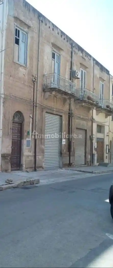 Palazzo - Edificio in vendita a Castellammare del Golfo