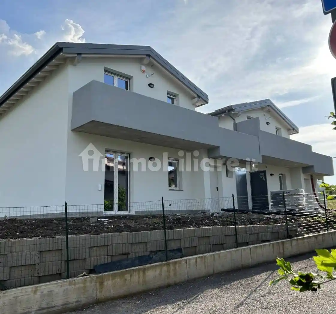 Villa in vendita a Fino Mornasco