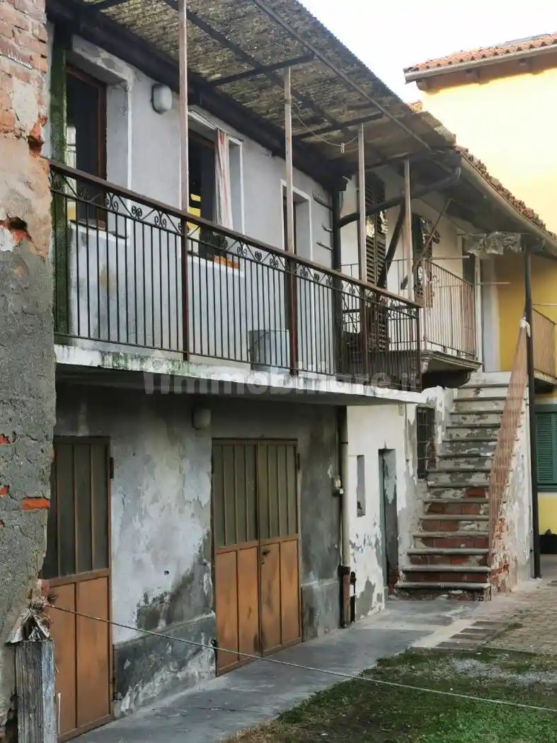 Rustico - Casale in vendita a Savigliano