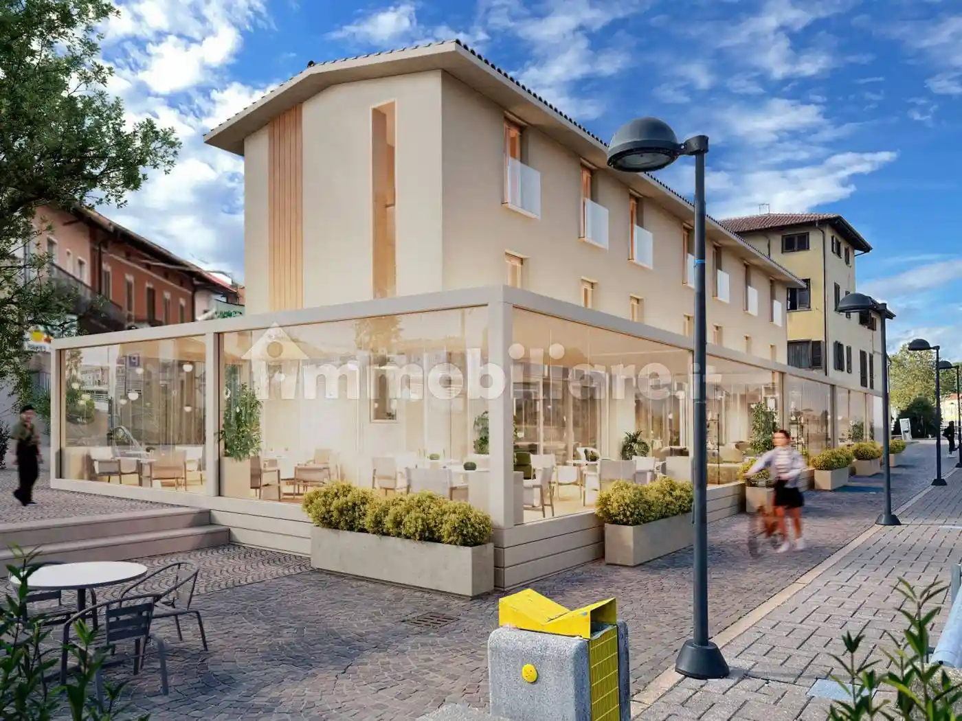 Palazzo - Edificio in affitto a Lavena Ponte Tresa