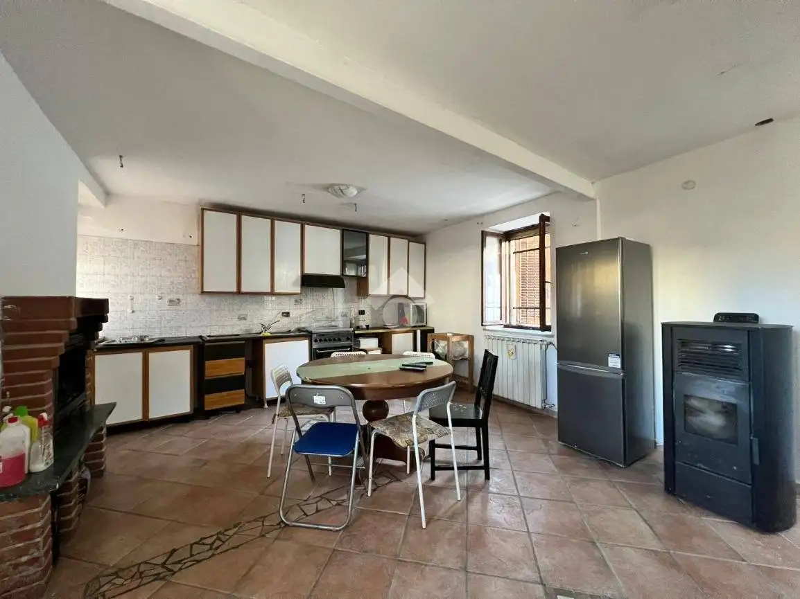 Casa indipendente in vendita a Casalino