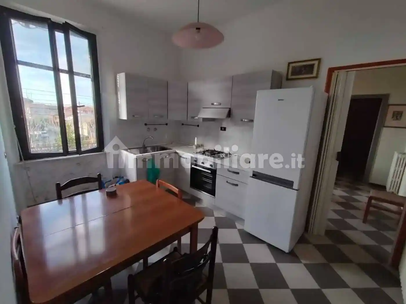 Appartamento in vendita a Luni