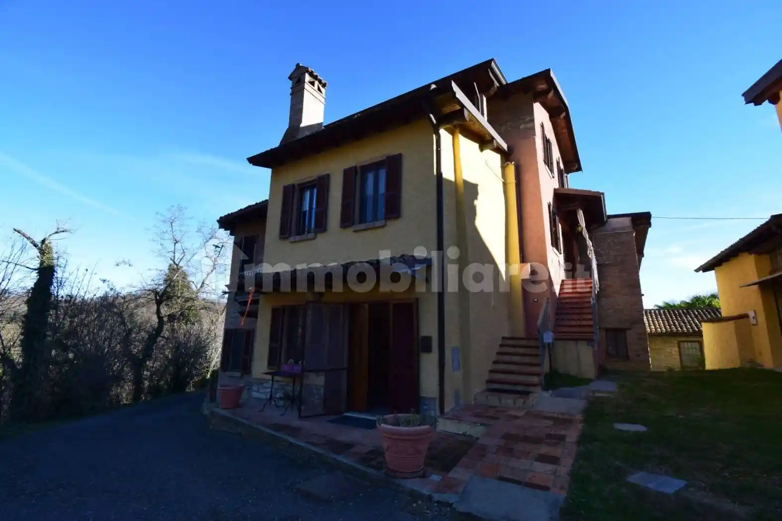 Casa indipendente in vendita a Gropparello