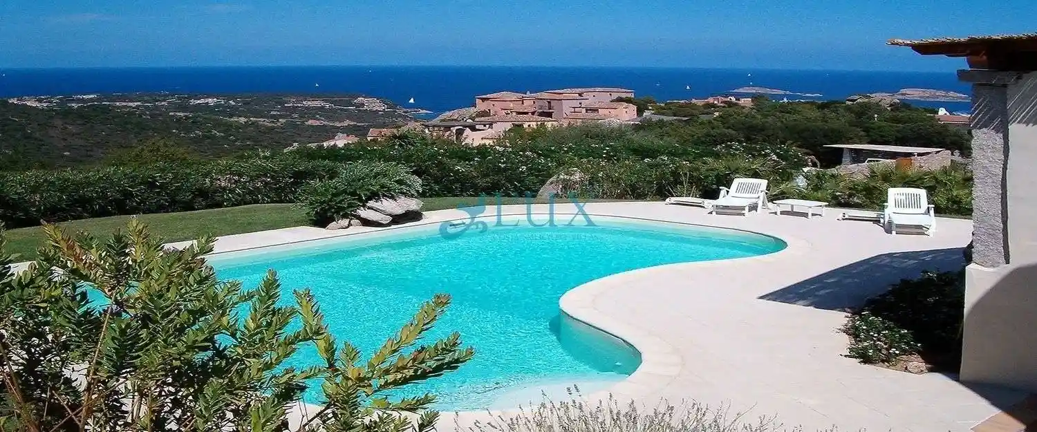 Villa in vendita a Arzachena