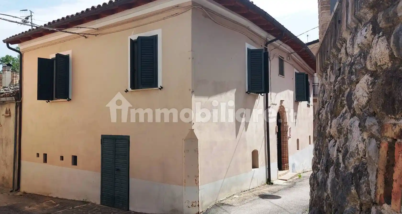 Villa a schiera frazione Trignano 5, Trignano, Isola del Gran Sasso d'Italia - foto 2