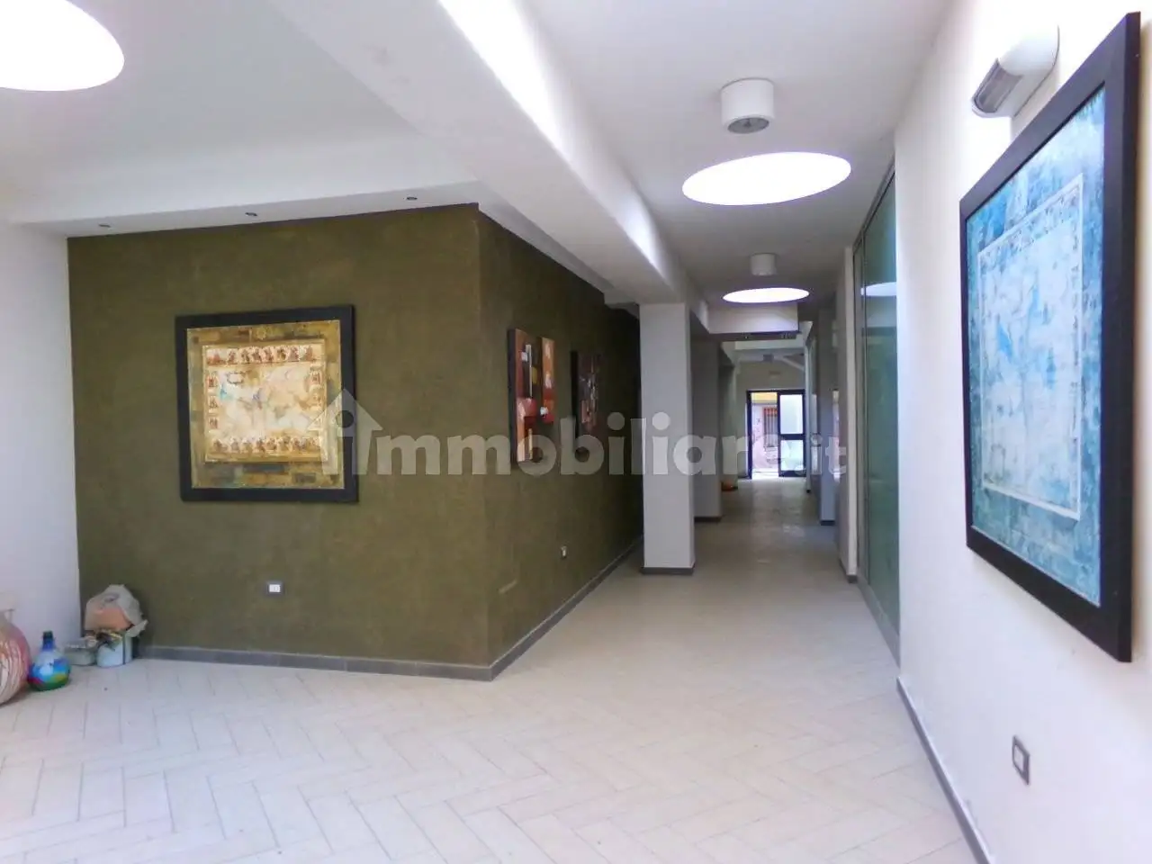 Palazzo - Edificio in affitto a Aversa