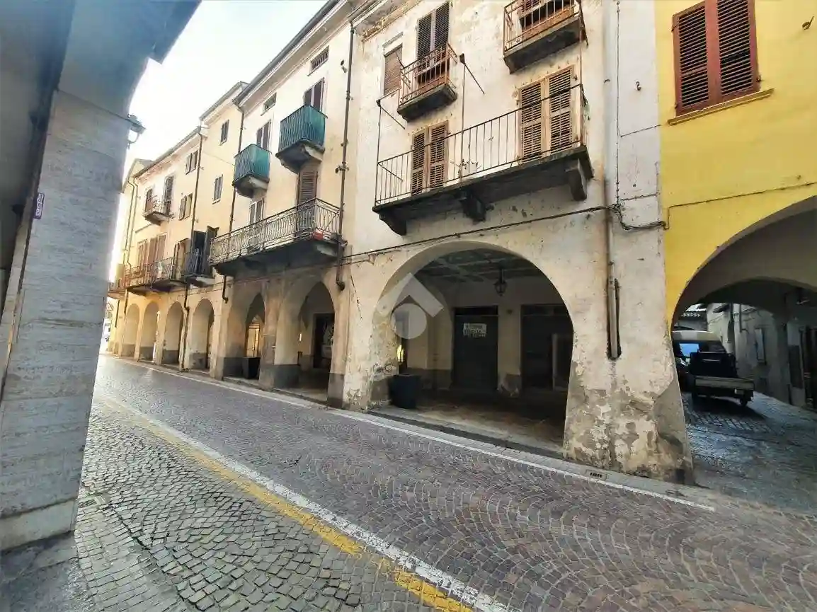 Palazzo - Edificio - foto 2