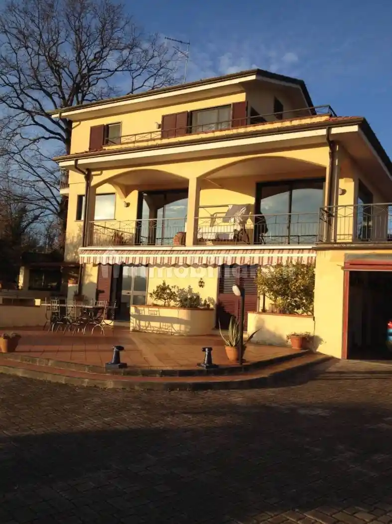 Villa in vendita a Bolano