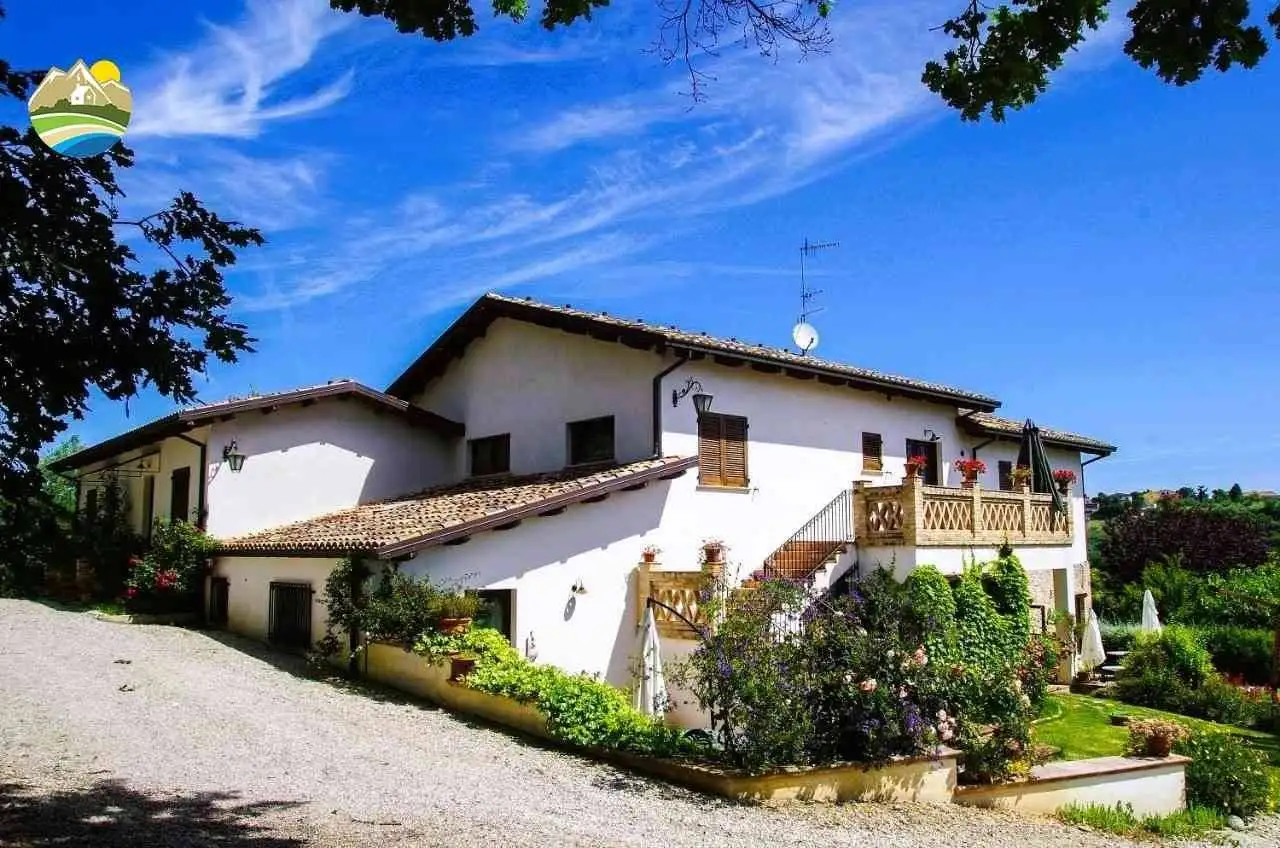 Villa in vendita a Morro d'Oro
