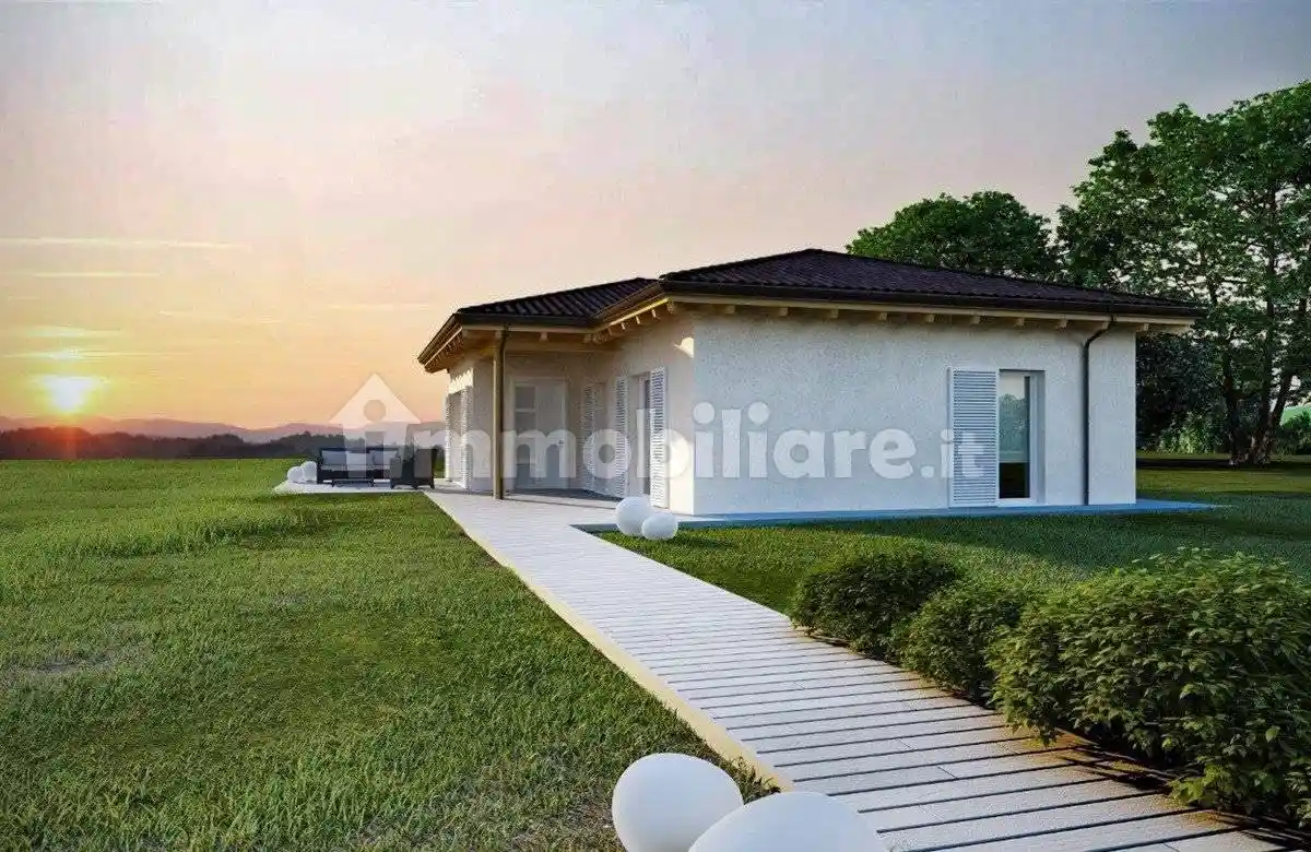 Villa in vendita a Vercelli