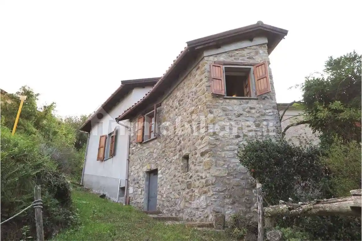 Rustico - Casale in vendita a Tresana