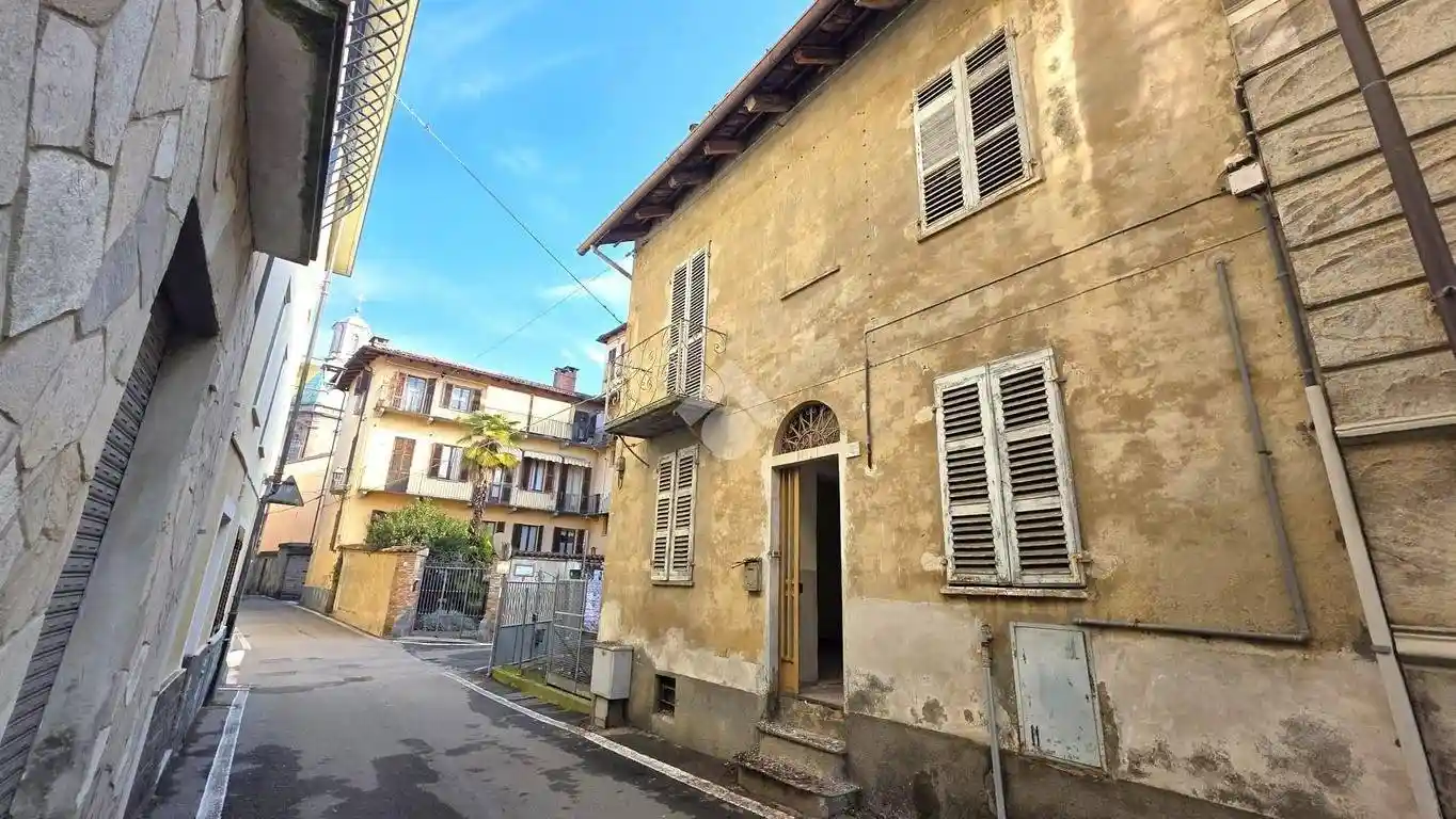 Casa indipendente in vendita a Gassino Torinese