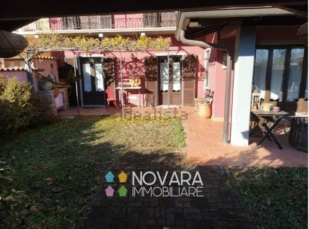 Villa in vendita a Cressa