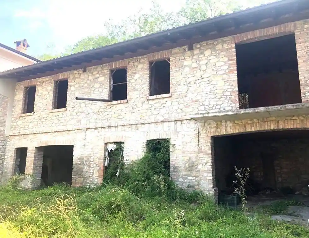 Rustico - Casale in vendita a Godiasco Salice Terme