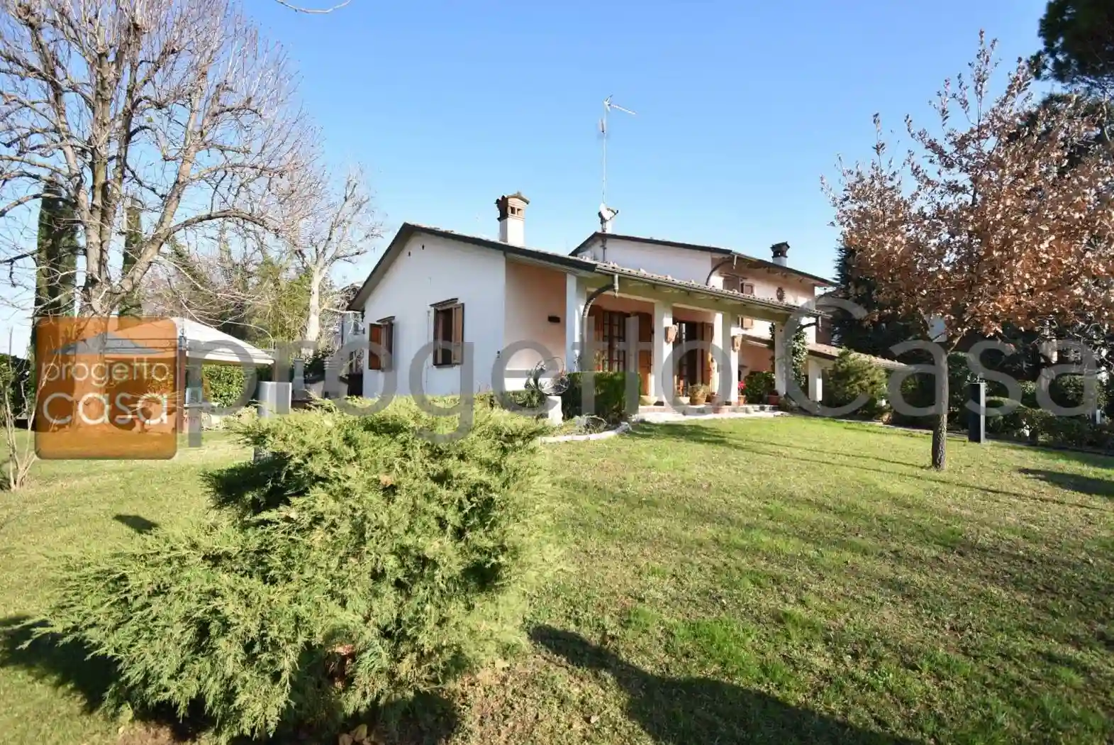 Villa - foto 2