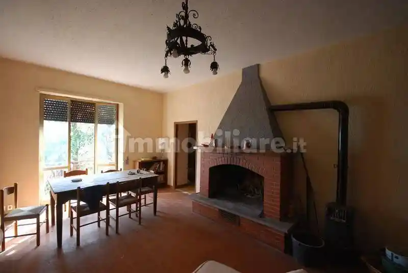 Appartamento in vendita a Olevano Romano