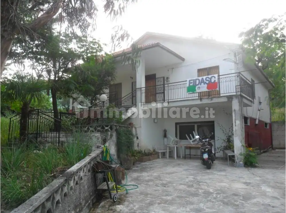 Casa indipendente in vendita a Campagna