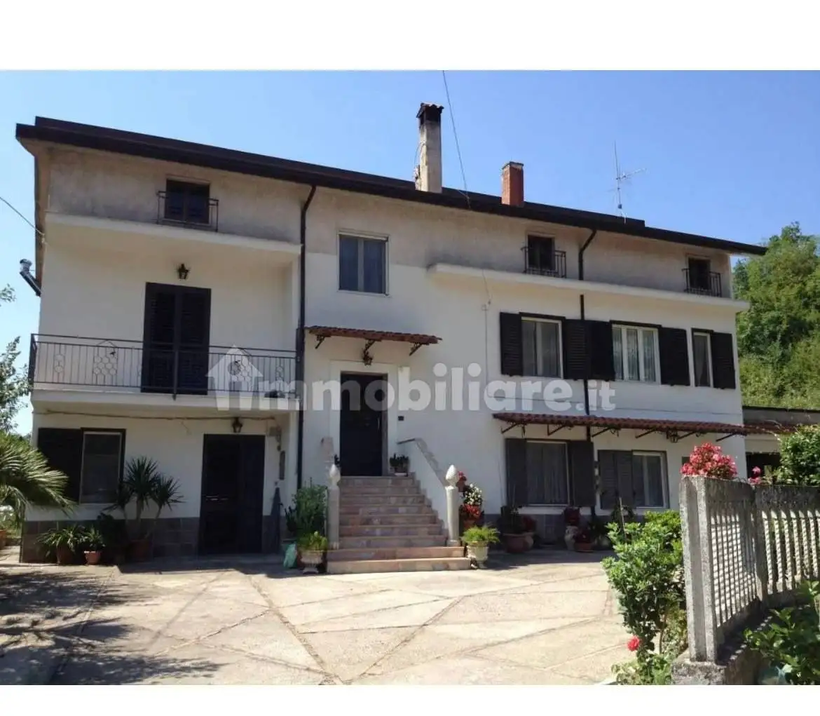 Villa in vendita a Pontelatone