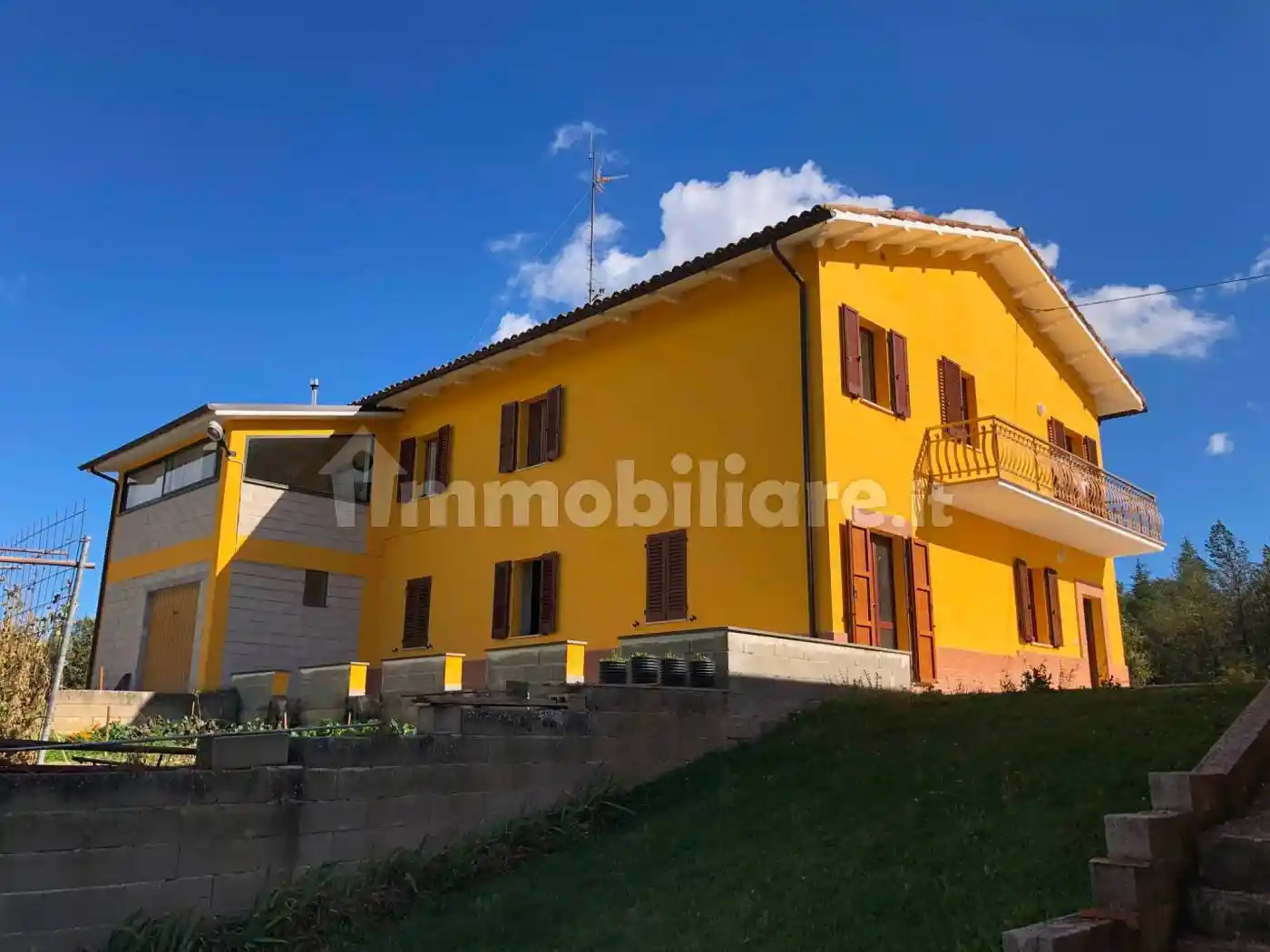 Villa in vendita a Camerino